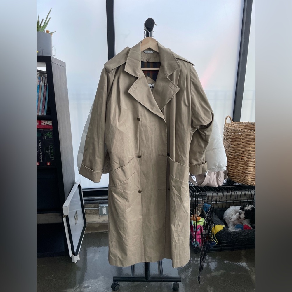 VINTAGE TRENCH COAT AS IS